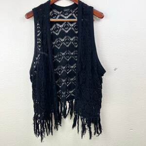 Torrid Womens Vest Sz M Crochet Fringe Sheer Boho Whimsigoth Festival Hippie‎